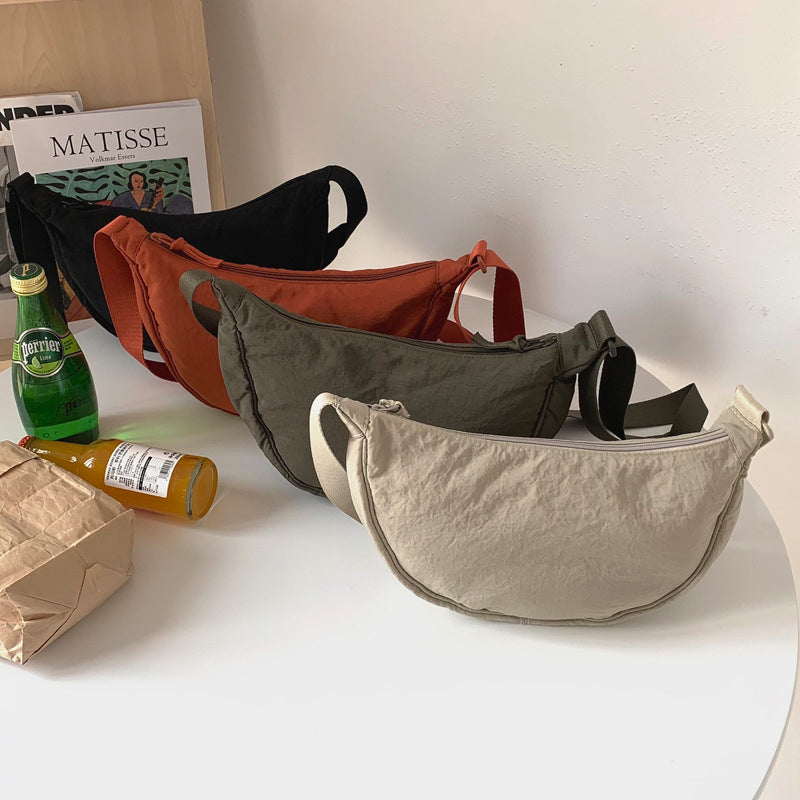 CrescentBag - Chic Crescent Handbag