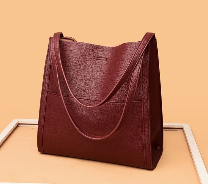 Diede - Elegant handmade leather shoulder bag
