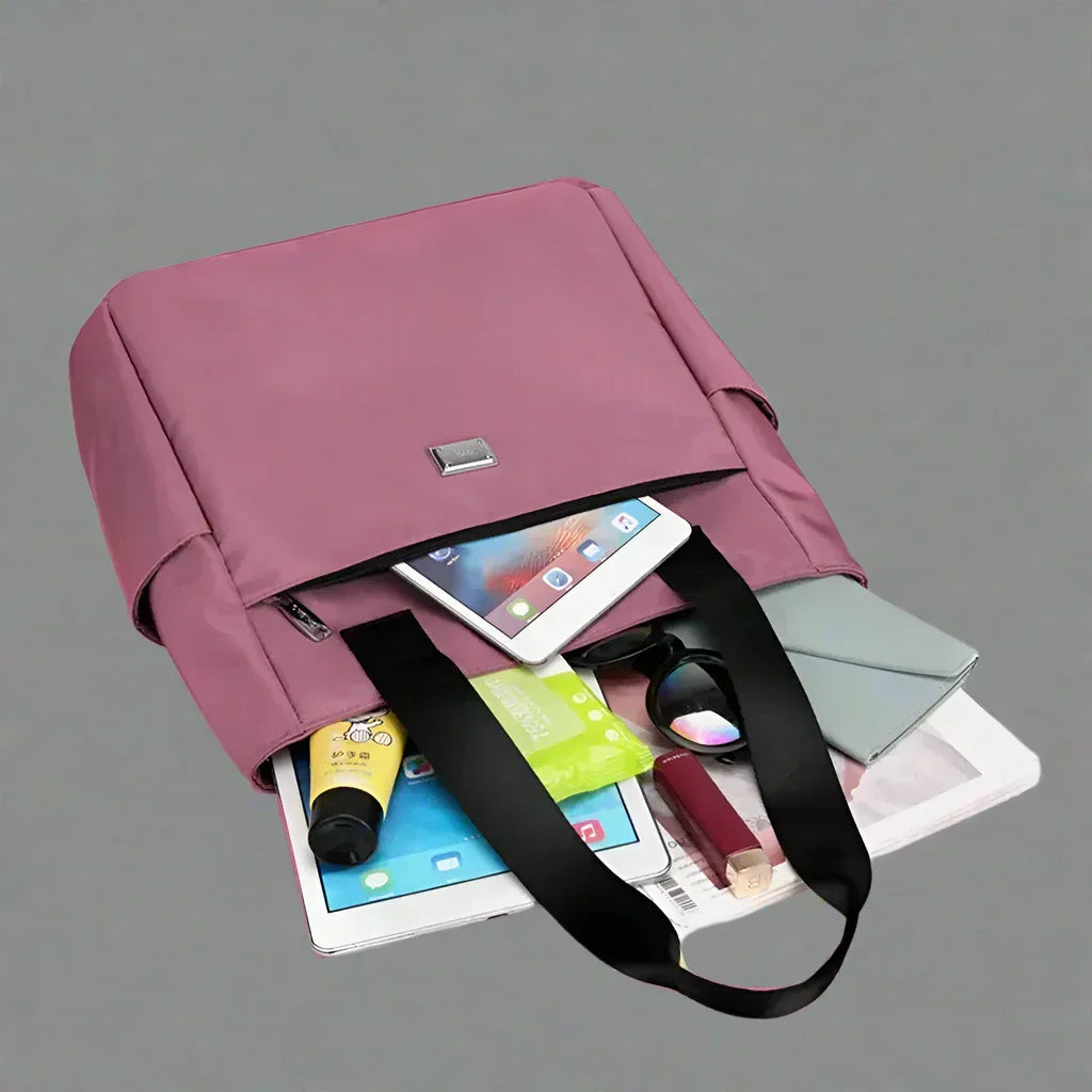 Zalina | Large-capacity waterproof shoulder bag with multiple compartments.