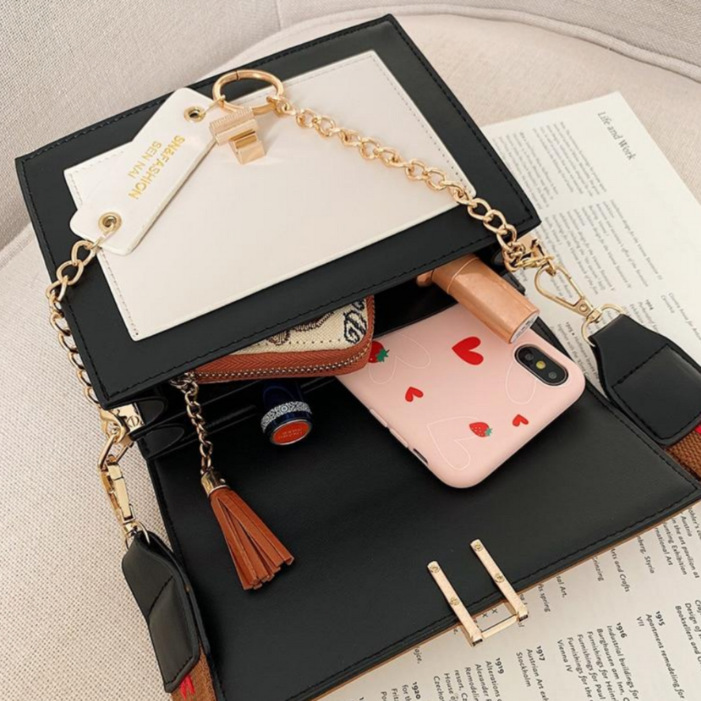 Mila shoulder bag - The summer shoulder bag!