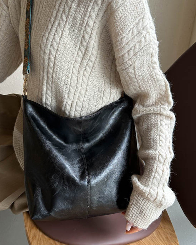 Yuna - Large bucket bag with vintage shoulder strap