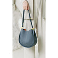 Elegant round shoulder bag - Itzel