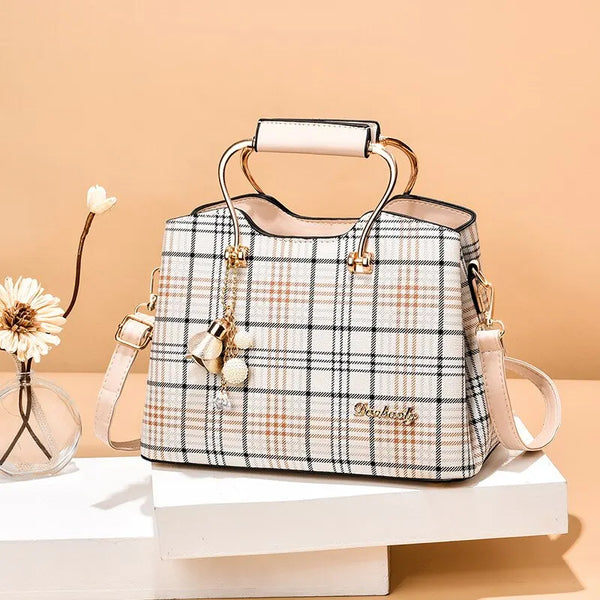 Women's leather shoulder bag - Everleigh