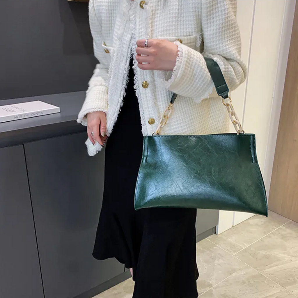 Cleo shoulder bag - Charming and elegant