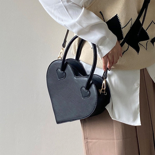 Beautiful heart-shaped handbag - Alivia
