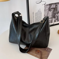Iolanthe - Elegant and casual shoulder bag