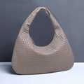 Maeva - Elegant retro shoulder bag
