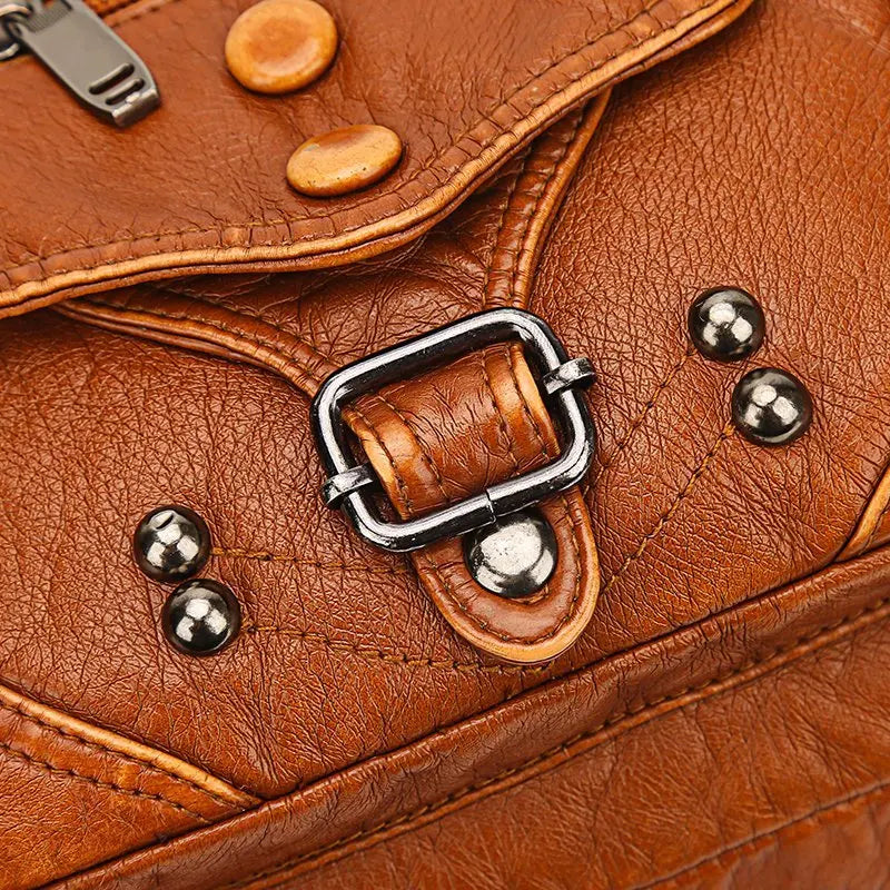 Aletta - Elegant shoulder bag in soft vegetable leather