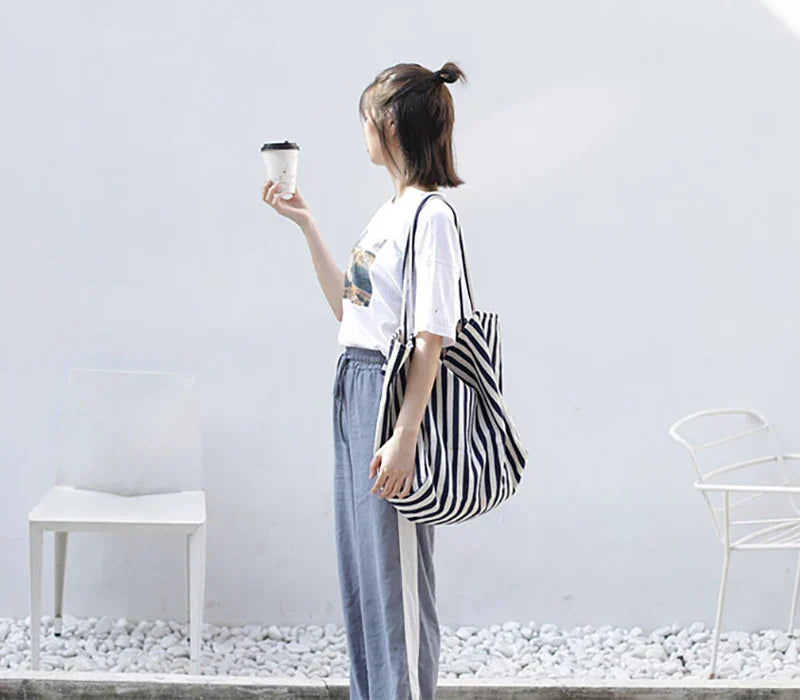 Fashionable shoulder bag