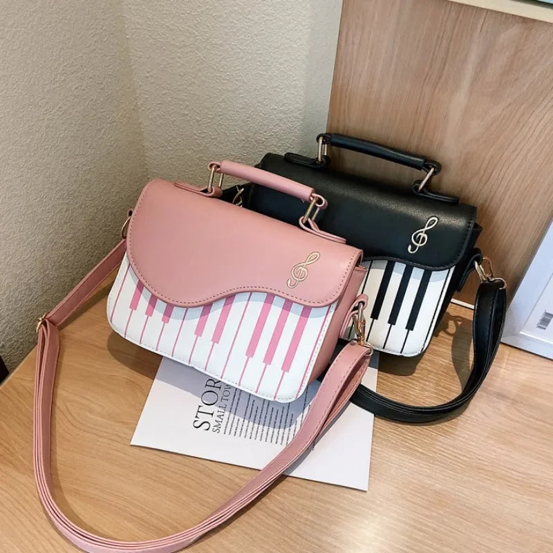 ChicAmore Shoulder bag Trendy and stylish