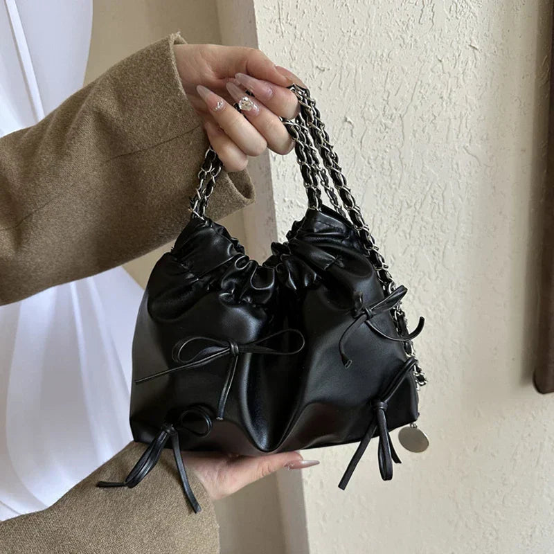 BellaLuxe - Shoulder bag with bow