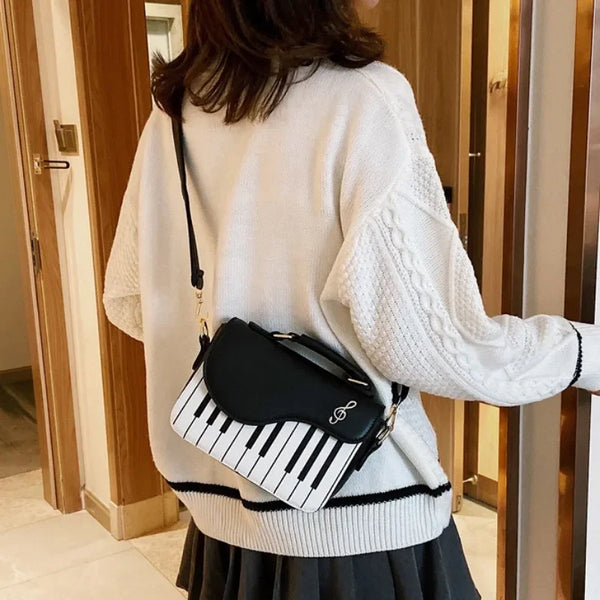 ChicAmore Shoulder bag Trendy and stylish