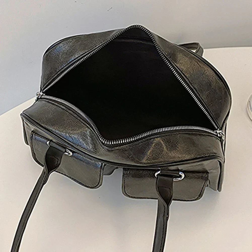 RetroChic vintage shoulder bag