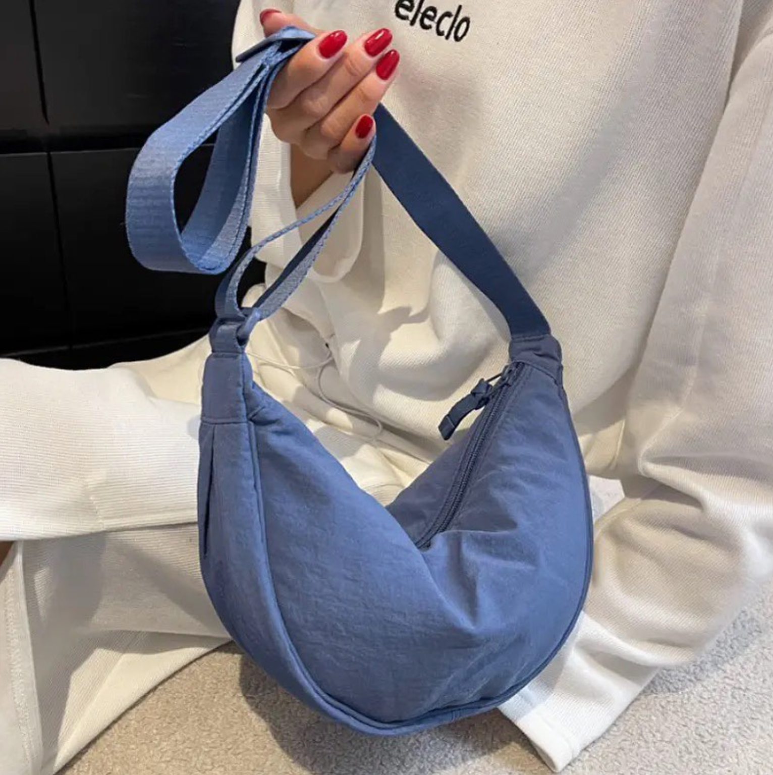 JANE - Trendy shoulder bag for summer