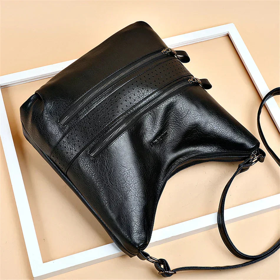 Veda - High-quality shoulder bags in vegan leather