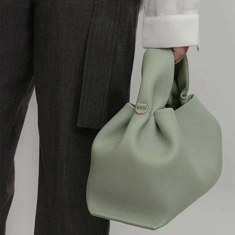 Elegant handbag with soft texture - Amora