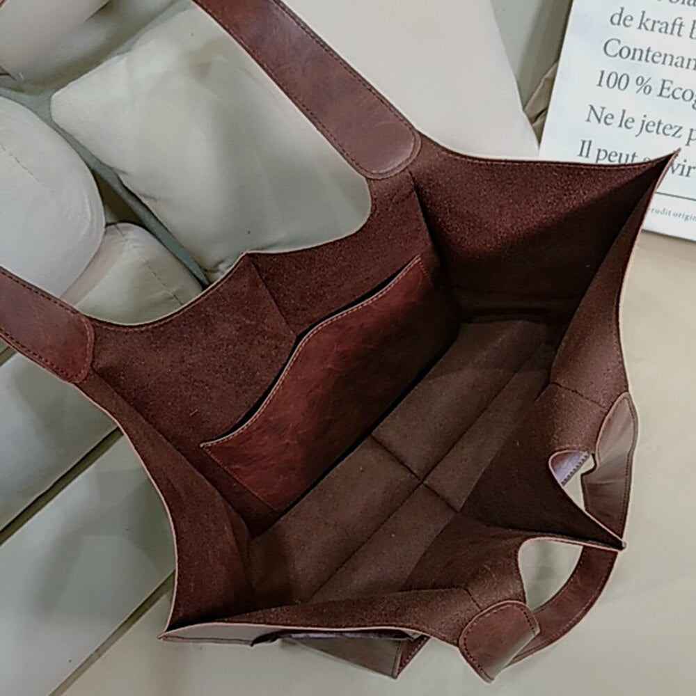 Liva Bag | Spacious leather handbag