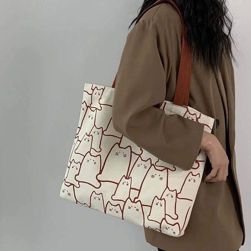 Japonica Cat Charm shoulder bag