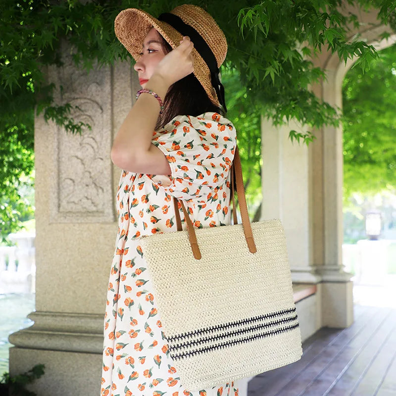 Claire's Bag | Summer straw shoulder bag