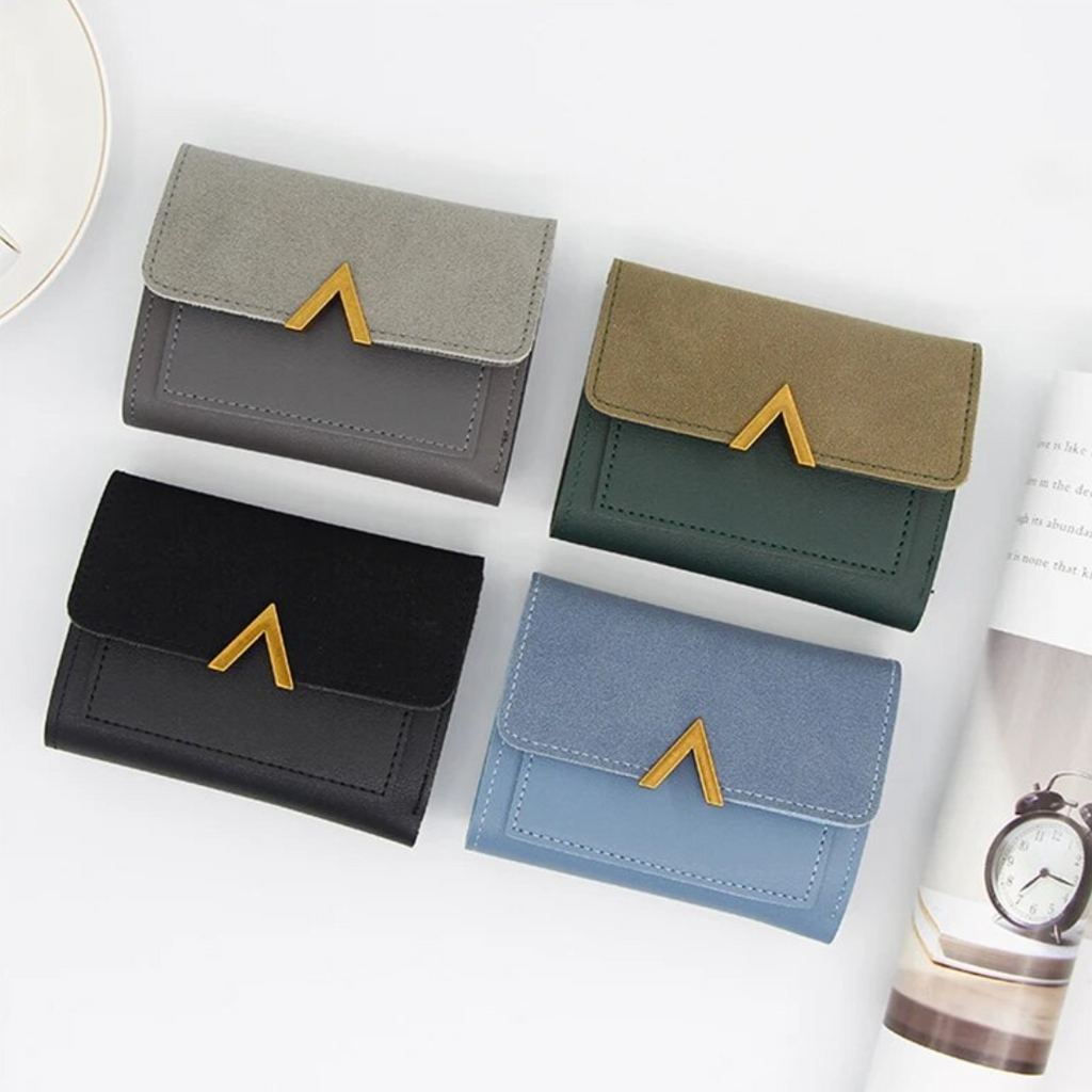 Velvet leather mini wallet | Compact and trendy