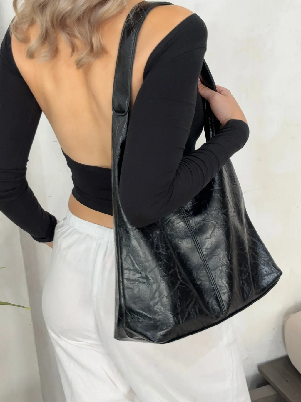 Classic leather handbag - Dael