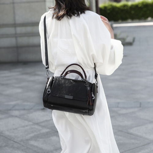 Bella shoulder bag - Charming and versatile