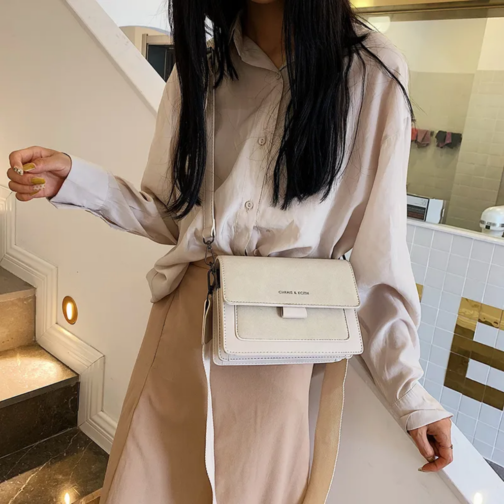Kristel shoulder bag with practical flap opening