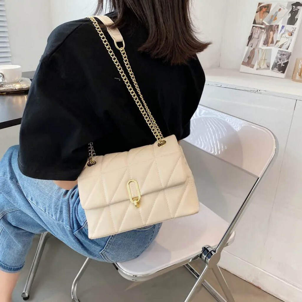 Tessa handbag - Chic & Fashionable