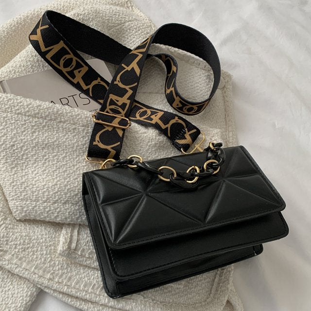 Savannah padded handbag | Elegant and trendy