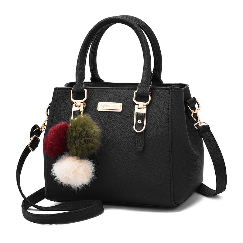 Ivy shoulder bag - Classic and elegant