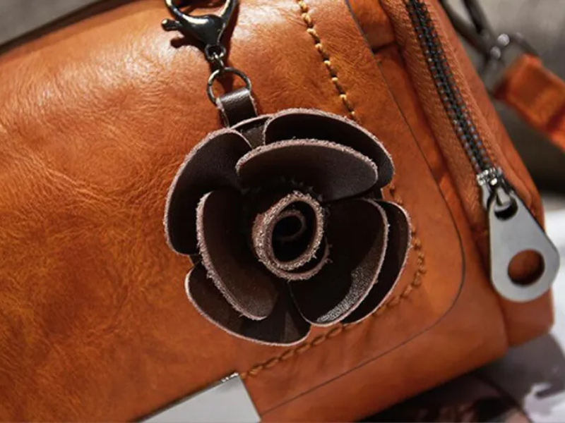 Sofie - Vintage leather handbag for women - Elegant and durable
