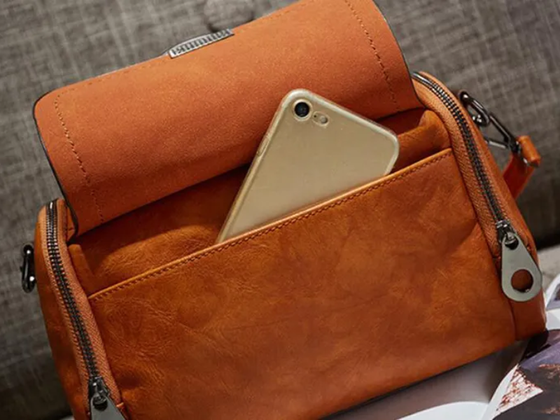 Sofie - Vintage leather handbag for women - Elegant and durable