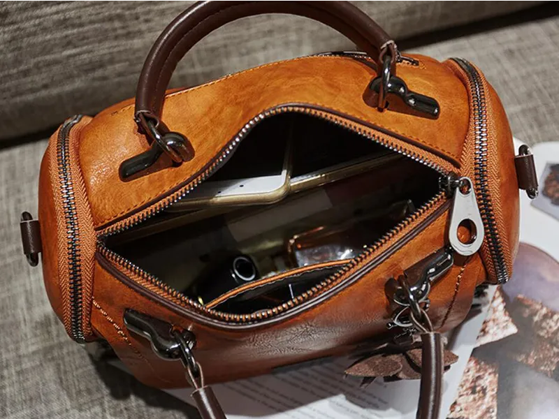 Sofie - Vintage leather handbag for women - Elegant and durable