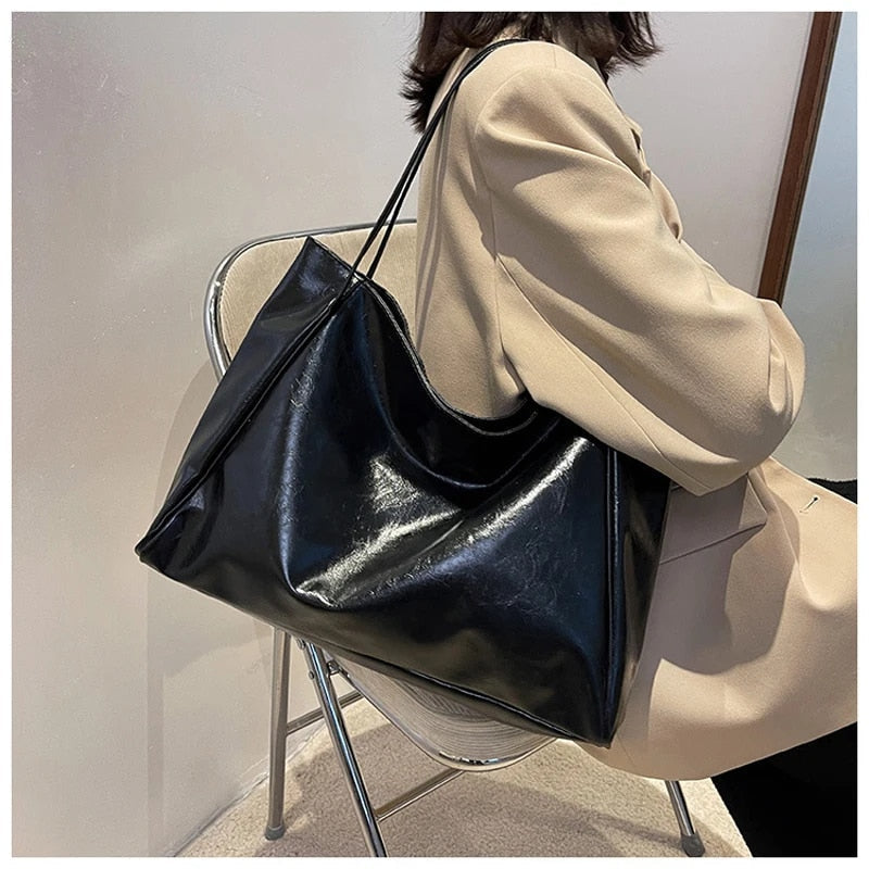Large elegant handbag - Emory