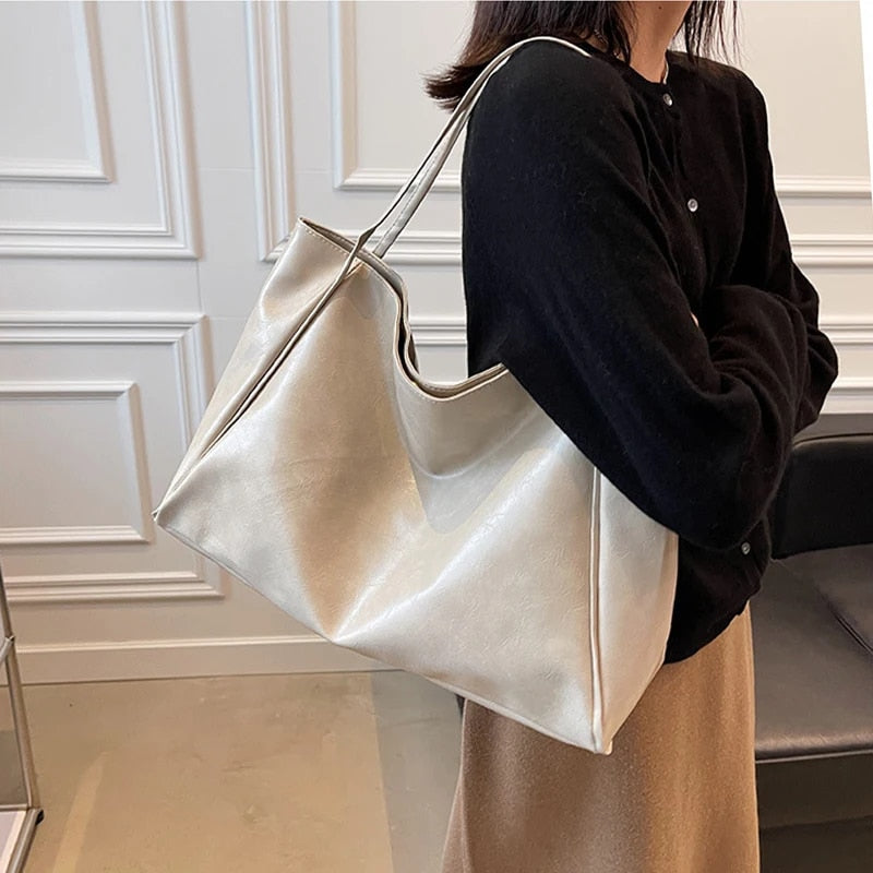 Large elegant handbag - Emory