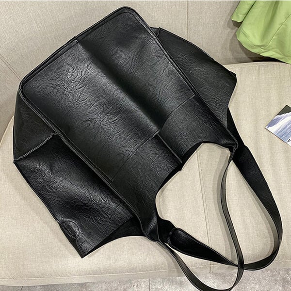Xylia | New oversized handbag in handmade vegan leather.