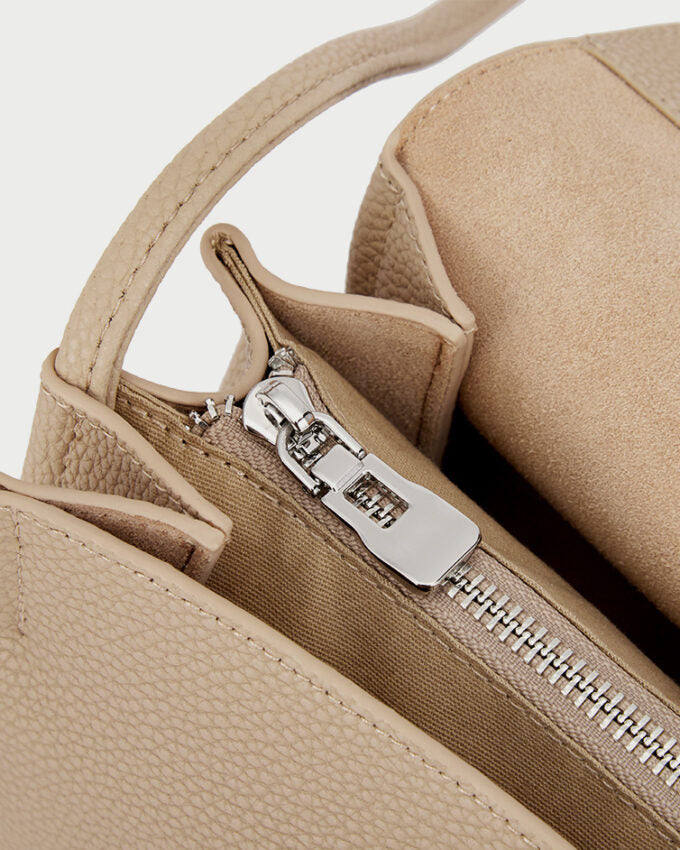 Sarina | elegant handmade handbag
