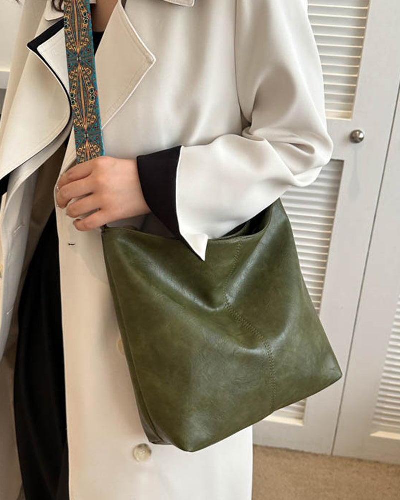 Yuna - Large bucket bag with vintage shoulder strap