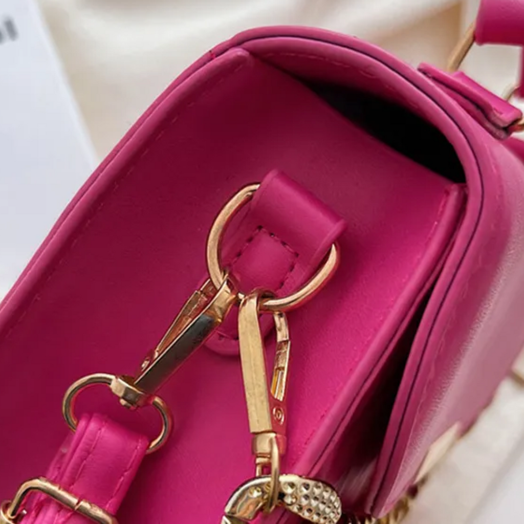 Amara chain handbag - Chic & Trendy