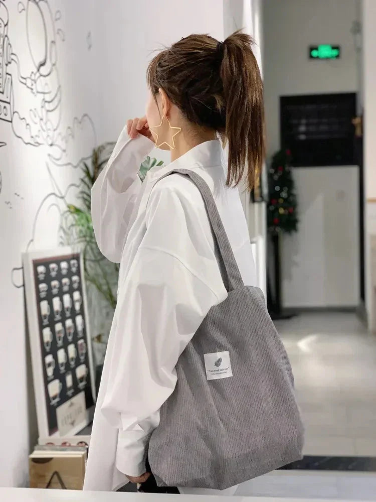 FemmeJet - Trendy corduroy shoulder bag