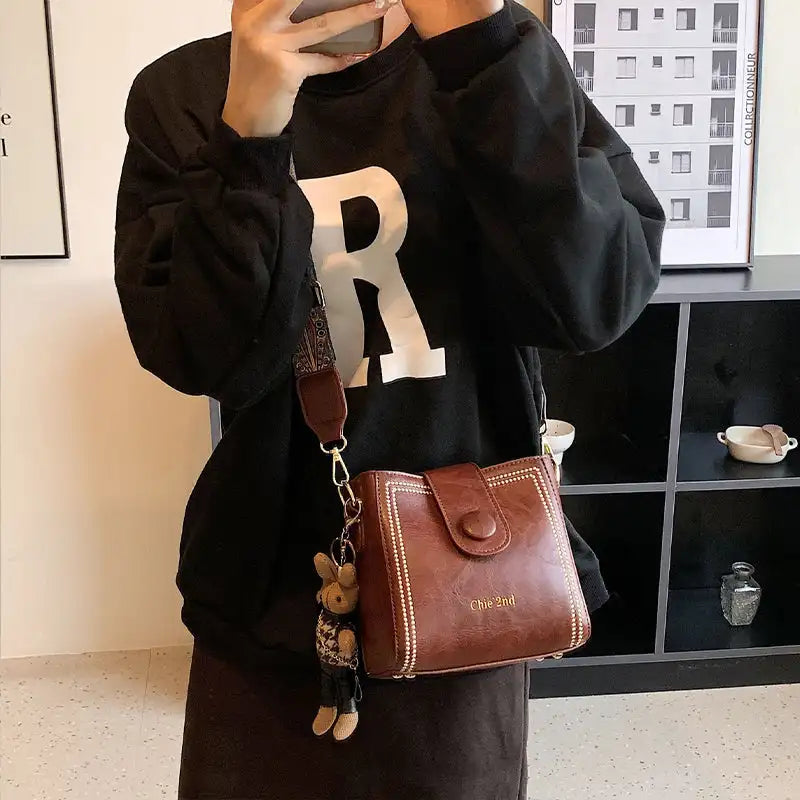 BohoLuxe - Vintage ladies shoulder bag