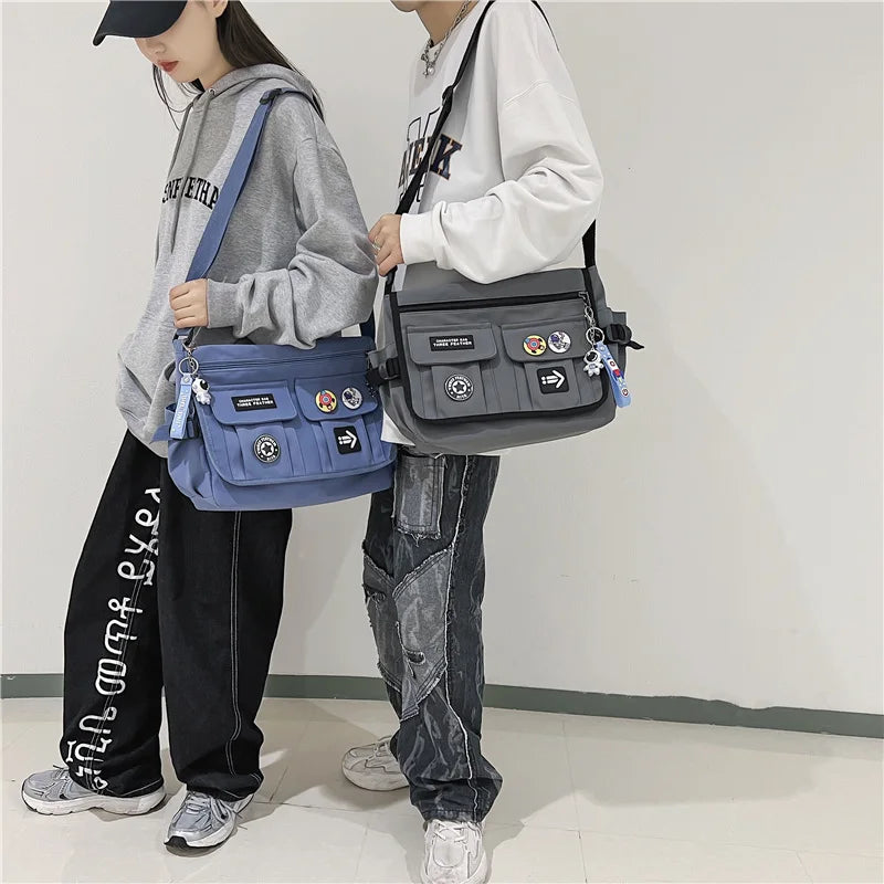 Zip & Trip - Trendy nylon shoulder bag