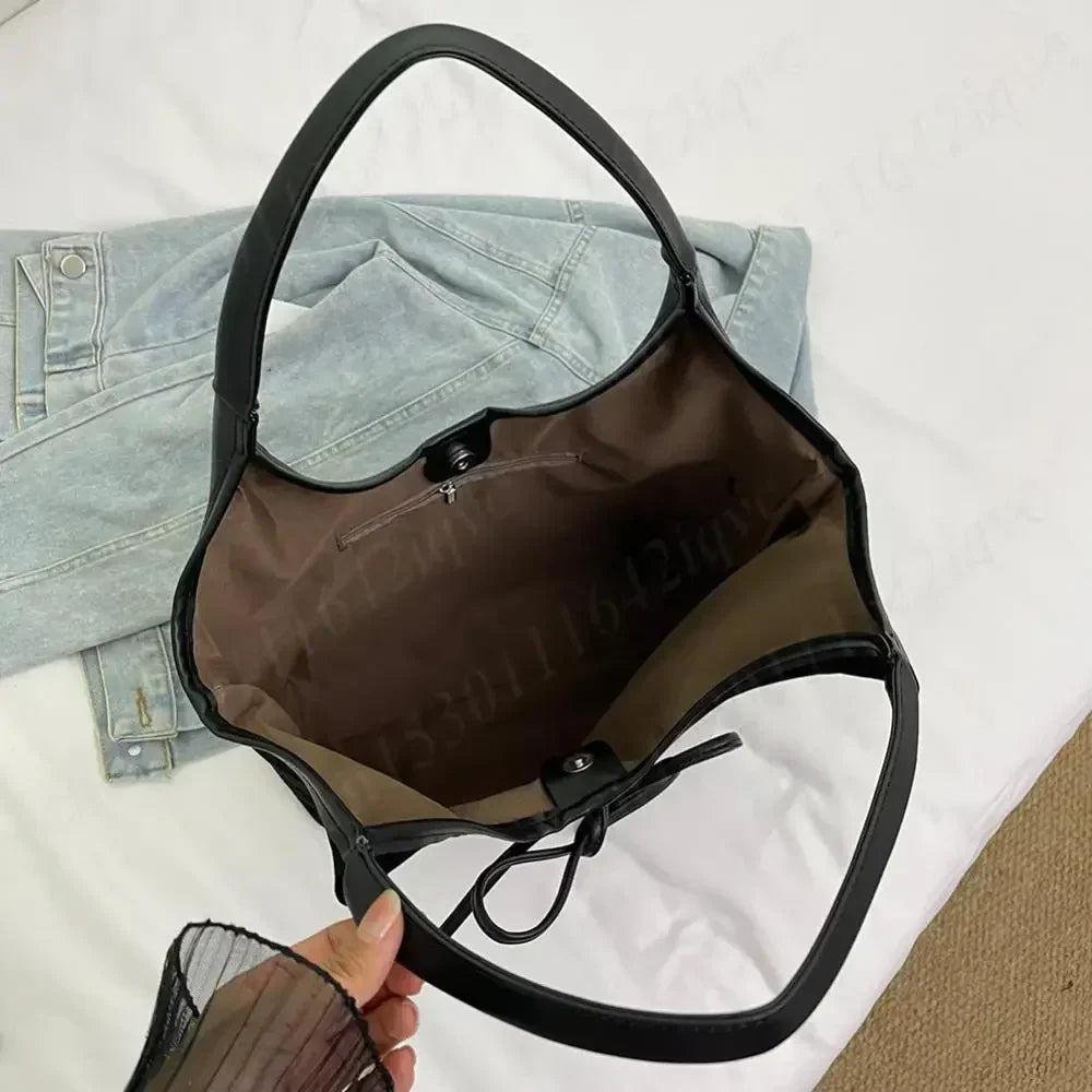 SUZY - Trendy suede shoulder bag for women