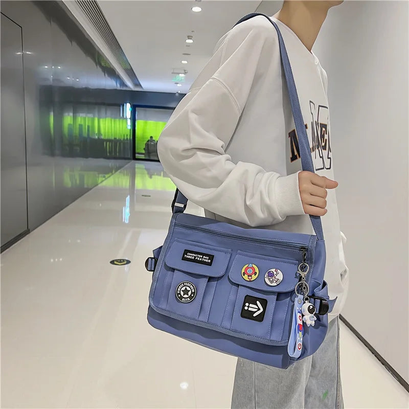 Zip & Trip - Trendy nylon shoulder bag