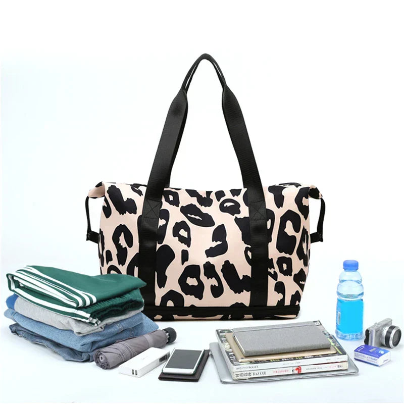 VibeTrek - Travel Pleasure Sport shoulder bag