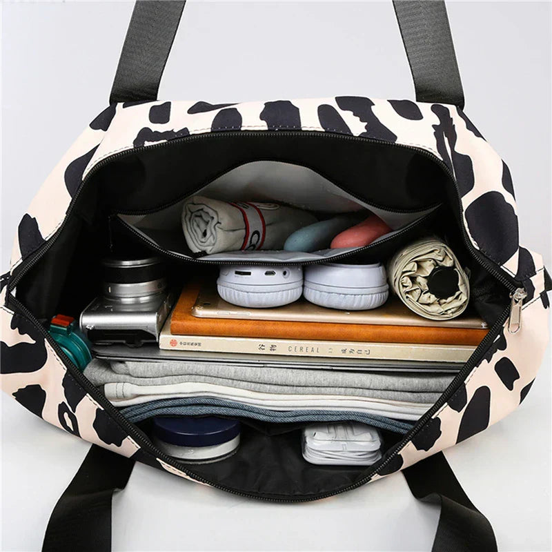 VibeTrek - Travel Pleasure Sport shoulder bag