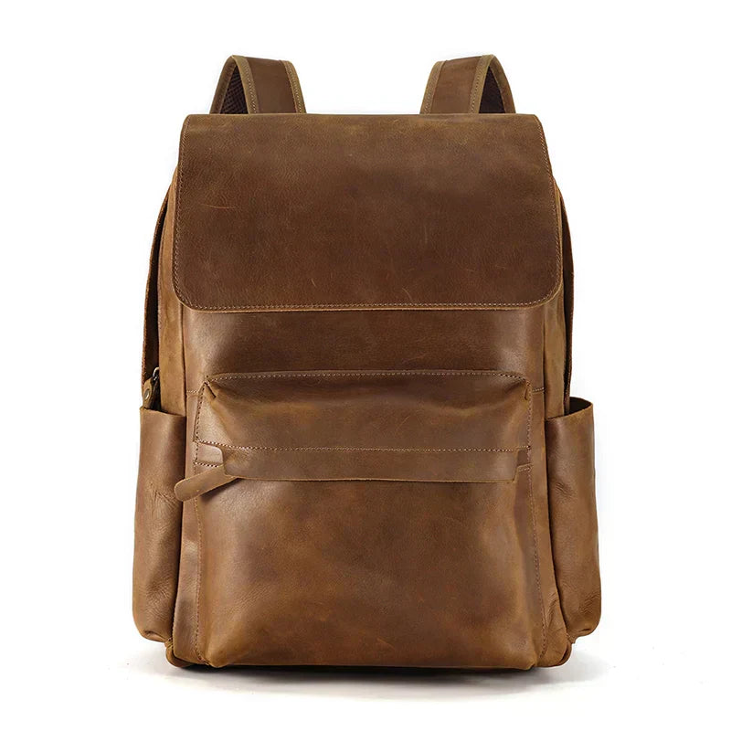 Logan | Sophisticated backpack for explorers