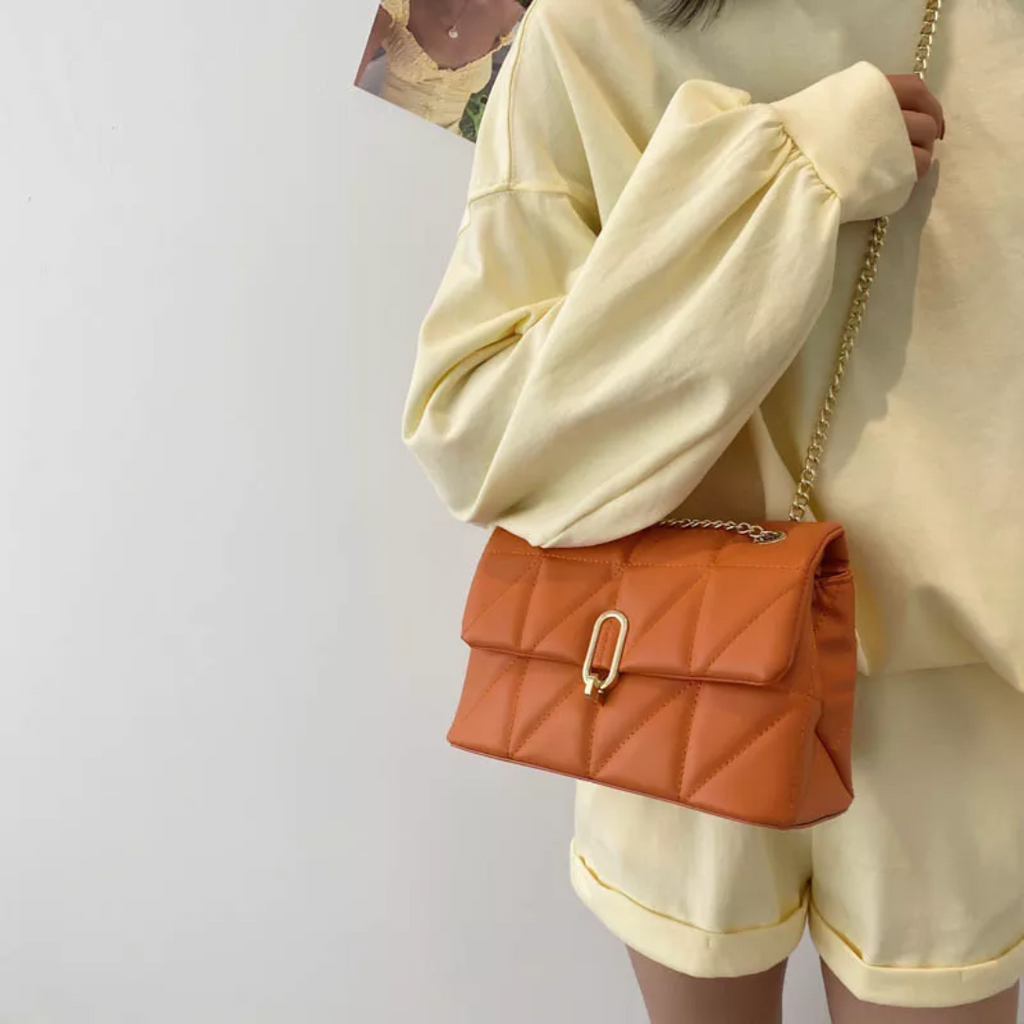 Tessa handbag - Chic & Fashionable