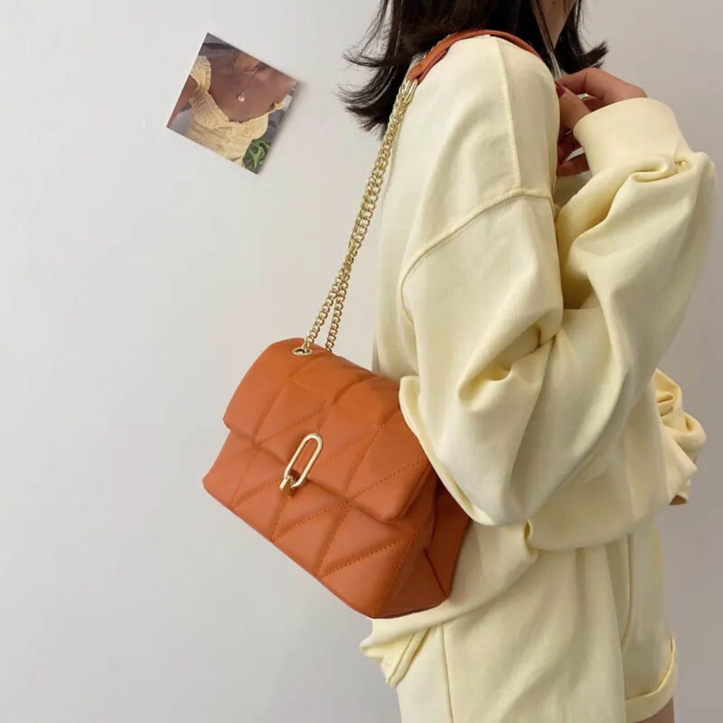 Tessa handbag - Chic & Fashionable