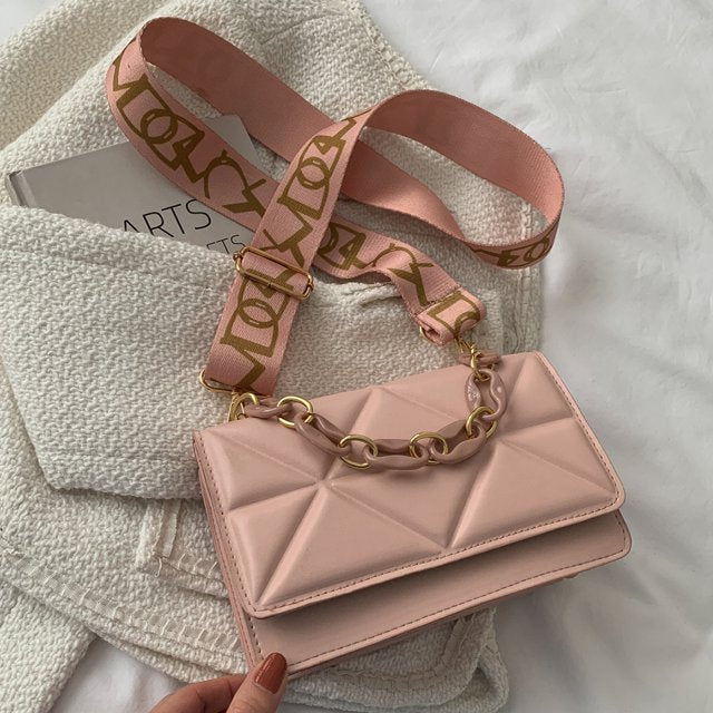 Savannah padded handbag | Elegant and trendy